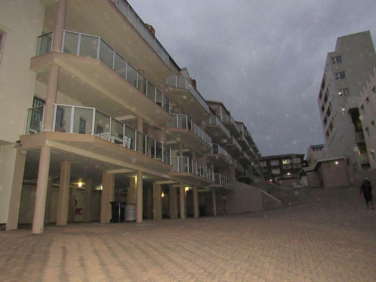 Dolphin View Apartment Margate Bagian luar foto