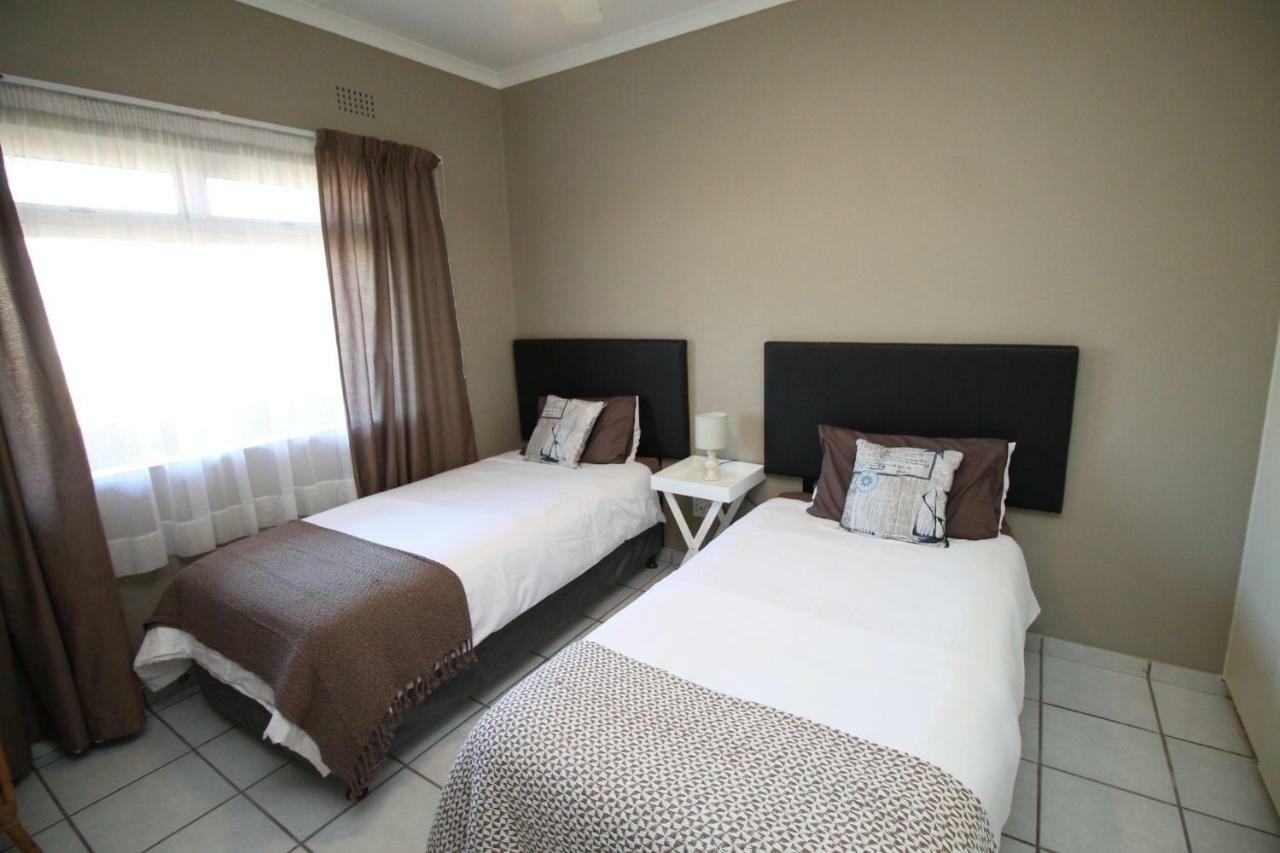 Dolphin View Apartment Margate Bagian luar foto